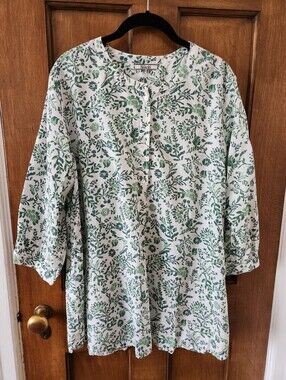 Green Floral Button-Up Cotton Blouse